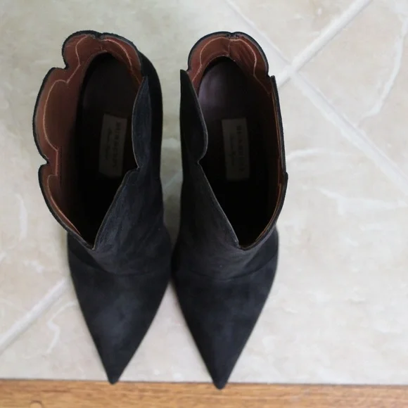 Burberry Scallop Suede Ankle Boots - NEW IN BOX! - Picture 3 of 3